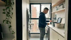 10 ideias certeiras para deixar a lavanderia bonita e funcional — mesmo com pouco espaço